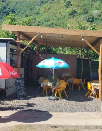 Mareto Beach Street Food – Moorea