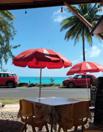 Mareto Beach Street Food – Moorea