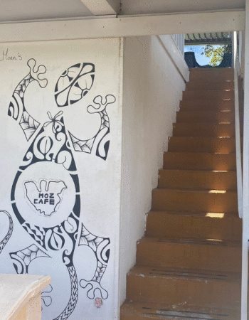 MOZ CAFE – Moorea