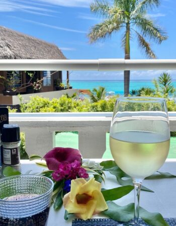 MOZ CAFE – Moorea