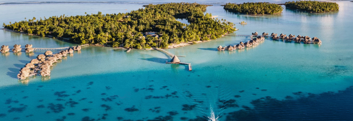 Le Taha’a Island Resort & Spa ★★★★★(5 stars)